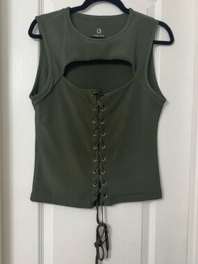 I BELIEVE olive green chest cutout front lace up corset style top Size 2XL